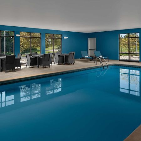 Cascade Hampton Inn & Suites Grand Rapids-Airport 28Th St מראה חיצוני תמונה