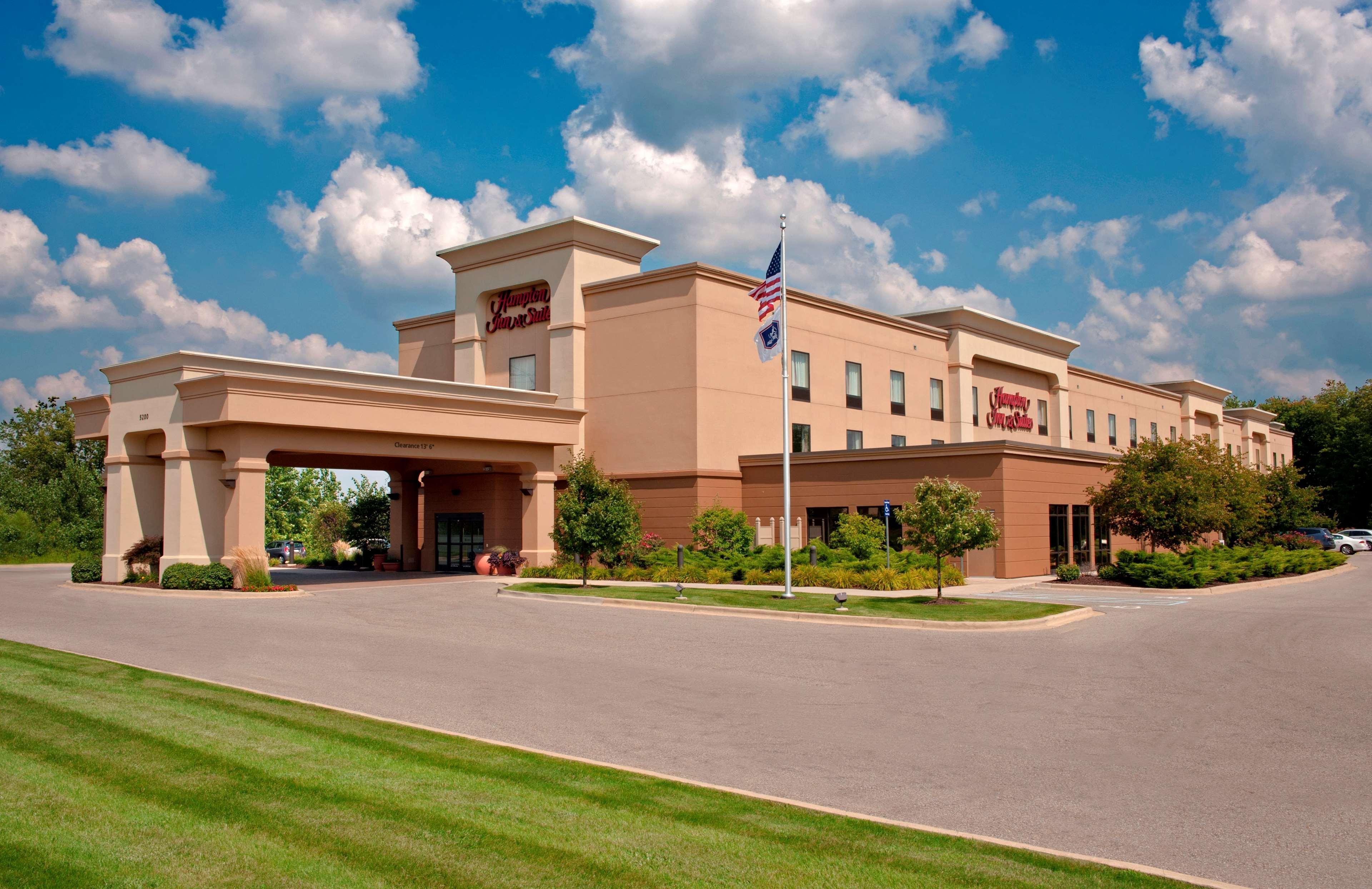 Cascade Hampton Inn & Suites Grand Rapids-Airport 28Th St מראה חיצוני תמונה