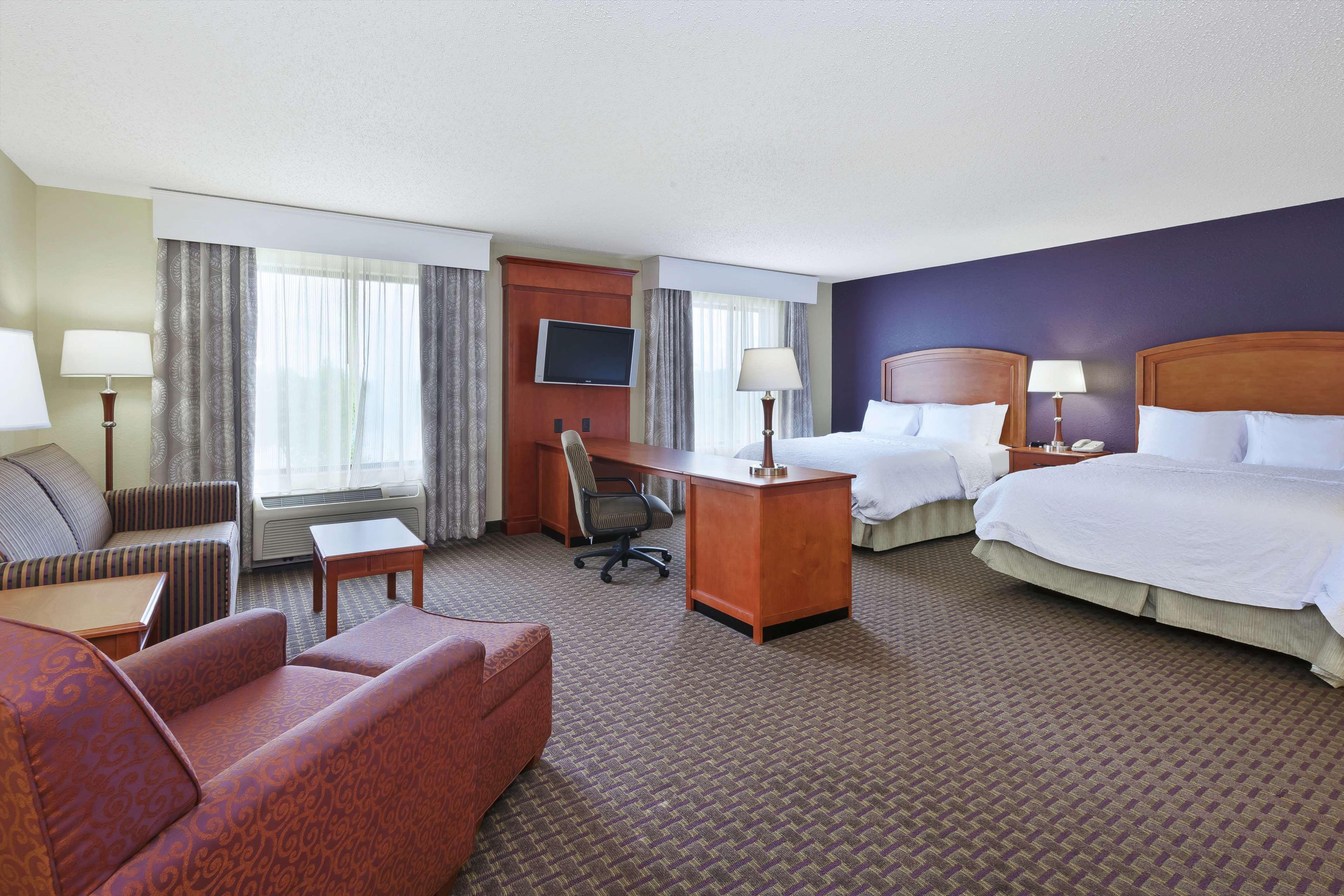 Cascade Hampton Inn & Suites Grand Rapids-Airport 28Th St מראה חיצוני תמונה