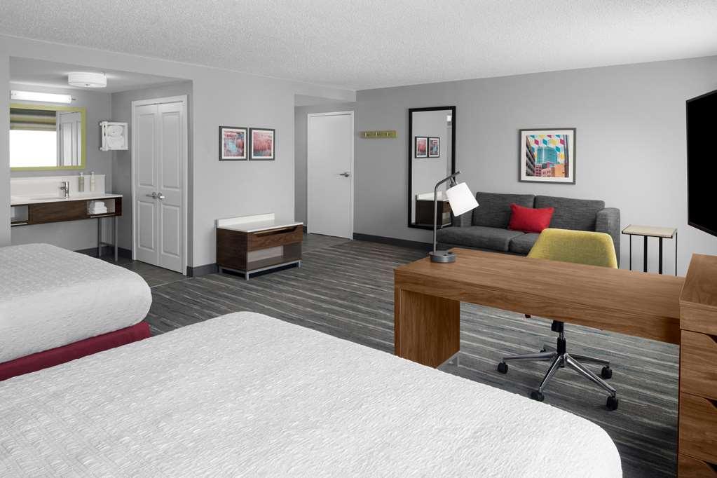 Cascade Hampton Inn & Suites Grand Rapids-Airport 28Th St חדר תמונה