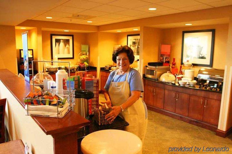 Cascade Hampton Inn & Suites Grand Rapids-Airport 28Th St מסעדה תמונה
