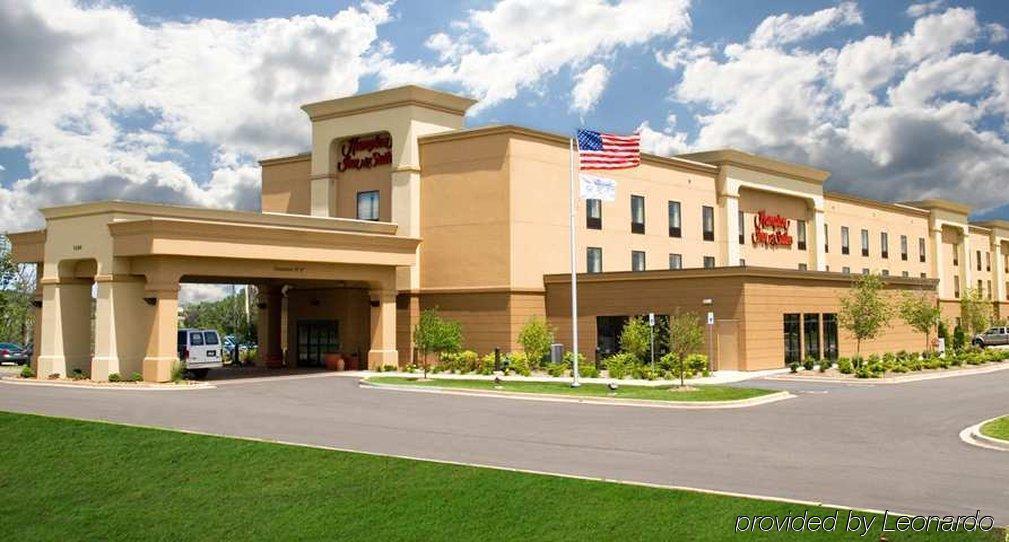 Cascade Hampton Inn & Suites Grand Rapids-Airport 28Th St מראה חיצוני תמונה